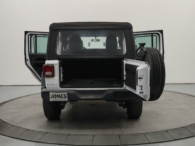 Used 2023 Jeep Wrangler Unlimited Sport AWD/4WD image 15