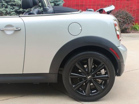 Used 2013 MINI Cooper Roadster S FWD image 36