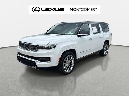 Used 2023 Jeep Grand Wagoneer L Series II w/ HD Trailer Tow Package AWD/4WD image 7