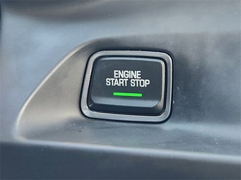 Used 2020 Chevrolet Camaro LT image 27