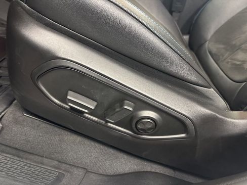 Used 2024 Jeep Grand Cherokee Trailhawk w/ Luxury Tech Group III AWD/4WD image 30