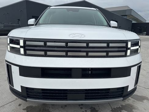 New 2026 Hyundai Santa Fe SE image 2