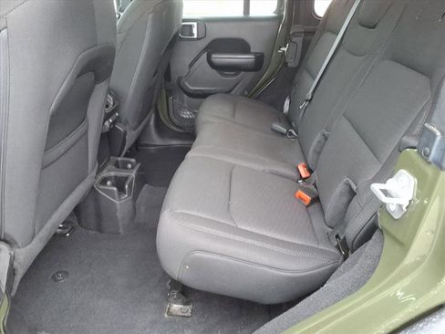 Used 2021 Jeep Wrangler Unlimited Sport image 12