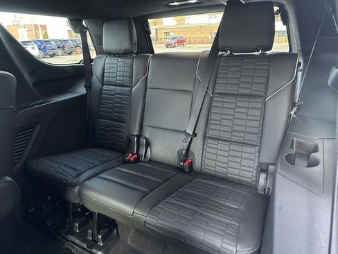 Certified 2025 Cadillac Escalade Sport Platinum w/ LPO, Floor Liner Package image 33