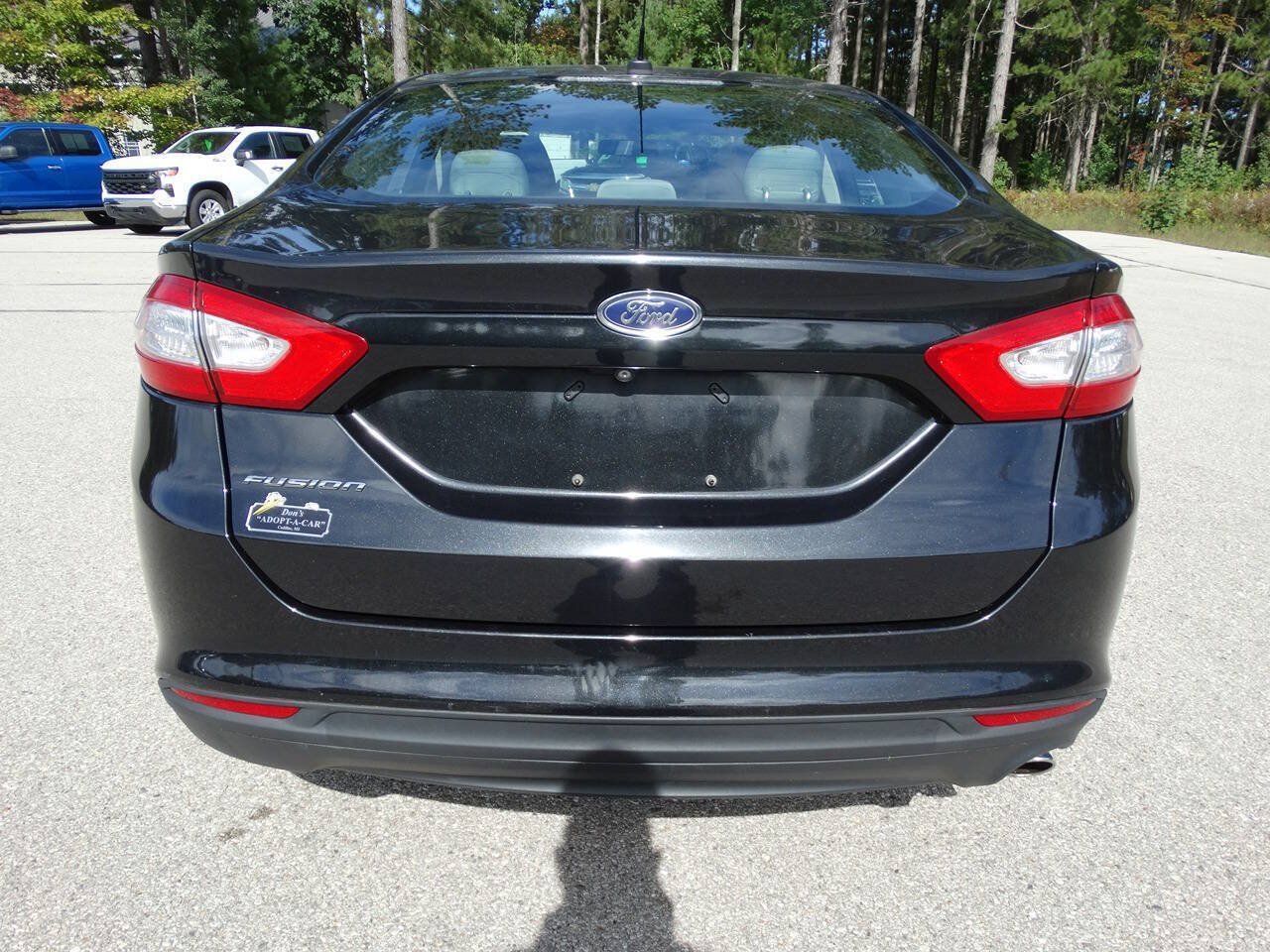 Used 2015 Ford Fusion S FWD image 7
