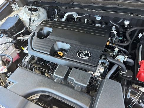 Used 2024 Lexus NX 250 FWD image 31