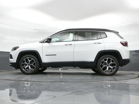 Used 2025 Jeep Compass Limited AWD/4WD image 46