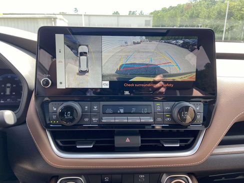 Used 2026 Toyota Grand Highlander AWD image 24