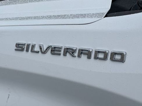 Used 2025 Chevrolet Silverado 1500 W/T image 43