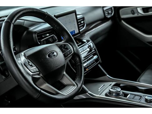 Used 2023 Ford Explorer Limited AWD/4WD image 14