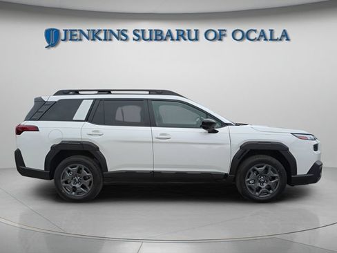 Used 2026 Subaru Outback Premium AWD/4WD image 3