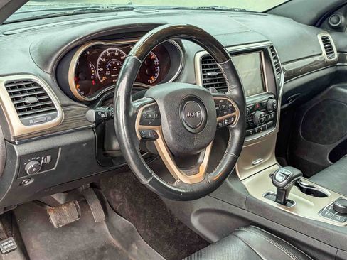 Used 2014 Jeep Grand Cherokee Overland w/ Advanced Technology Group image 8