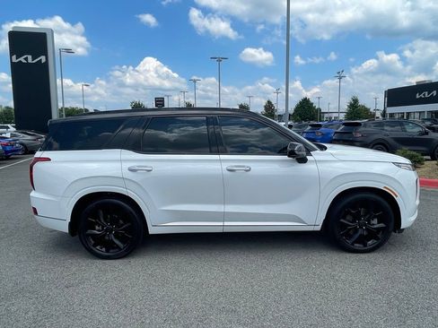 Used 2021 Hyundai Palisade Limited FWD image 9