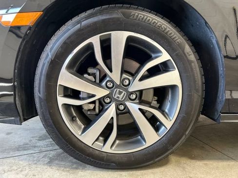 Certified 2023 Honda Odyssey Touring image 11