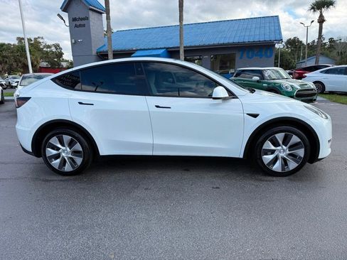 Used 2023 Tesla Model Y Long Range image 4