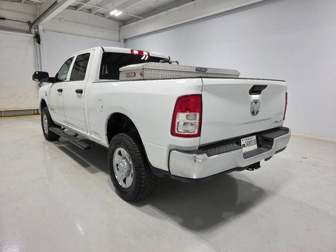 Used 2022 RAM 2500 Tradesman w/ Chrome Appearance Group AWD/4WD image 7