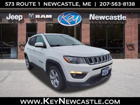 Used 2021 Jeep Compass Latitude image 2