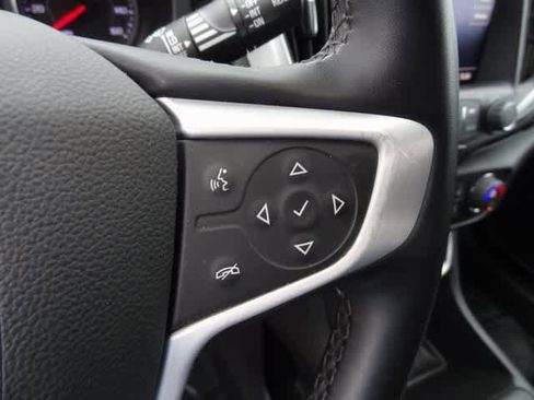 Used 2023 GMC Terrain SLT image 23