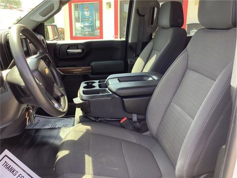 Used 2020 Chevrolet Silverado 1500 LT RWD image 16