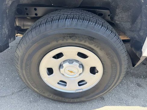 Used 2018 Chevrolet Colorado W/T image 10