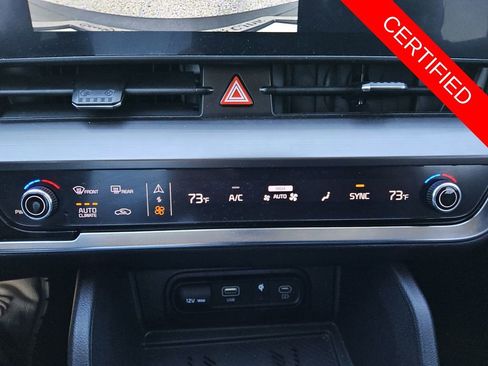 Used 2024 Kia Sportage EX image 21