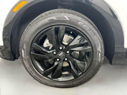 Used 2024 Buick Encore GX Sport Touring image 32