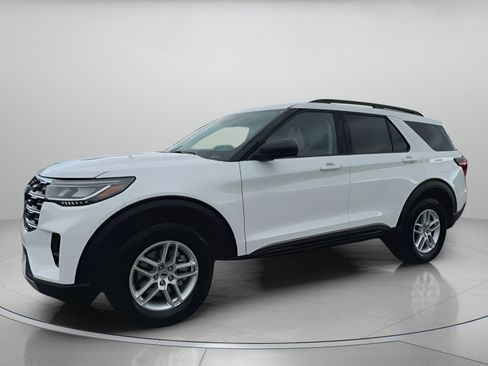 New 2026 Ford Explorer Active w/ Active Comfort Package image 13