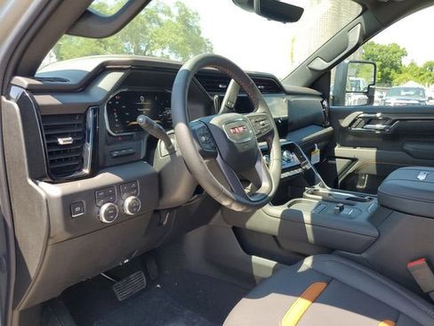 New 2026 GMC Sierra 2500 AT4 w/ AT4 Premium Plus Package AWD/4WD image 21