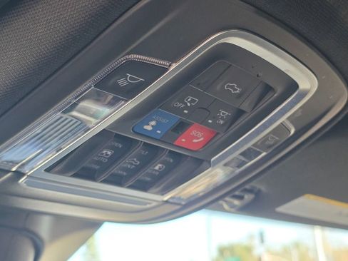 Used 2020 RAM 2500 Limited image 37