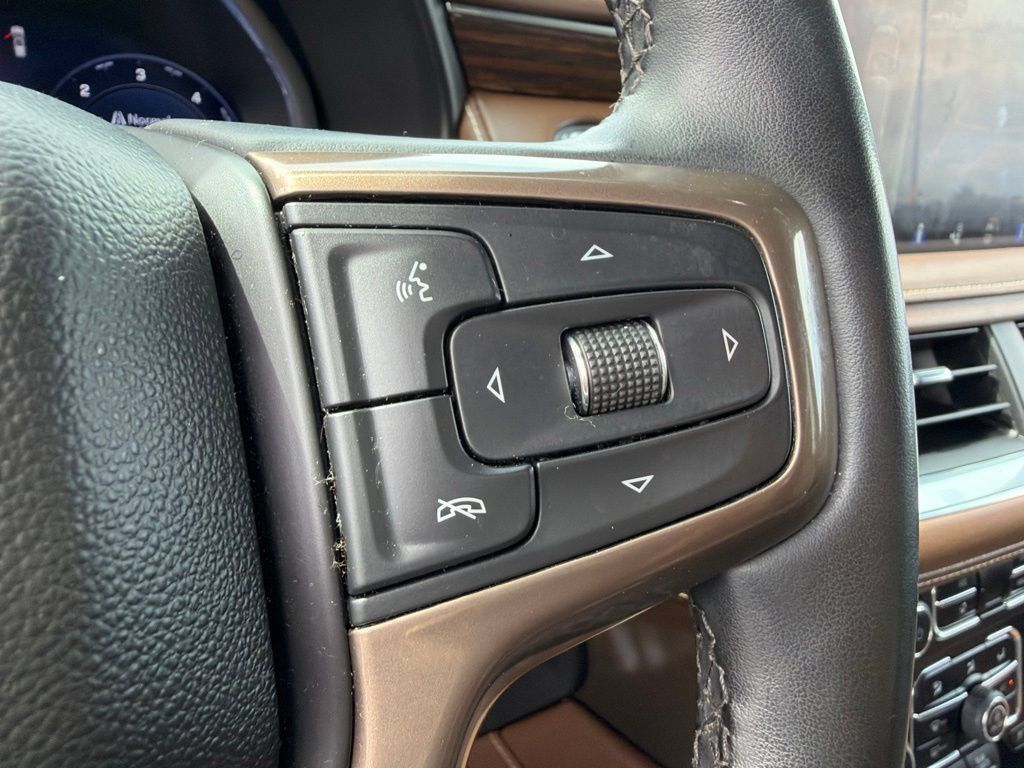 Used 2023 Chevrolet Tahoe High Country AWD/4WD image 26