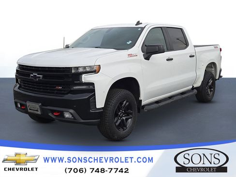 Used 2021 Chevrolet Silverado 1500 LT Trail Boss w/ Convenience Package II image 1