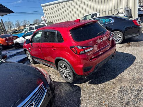 Used 2020 Mitsubishi Outlander Sport ES 2.0 AWC CVT image 5