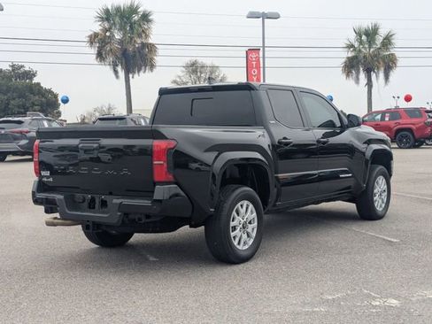 Certified 2024 Toyota Tacoma SR5 w/ SR5 Upgrade Package image 3