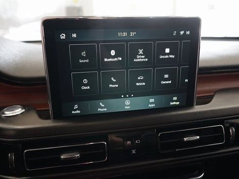 Used 2021 Lincoln Aviator Reserve AWD/4WD image 36