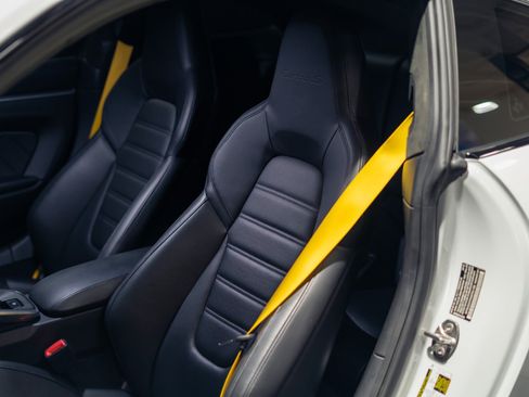 Used 2022 Porsche 911 Turbo S AWD/4WD image 22