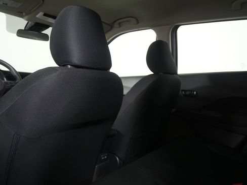 Used 2024 Nissan Kicks S FWD image 11