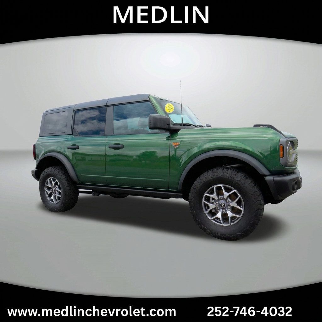 Used 2025 Ford Bronco Badlands AWD/4WD image 10