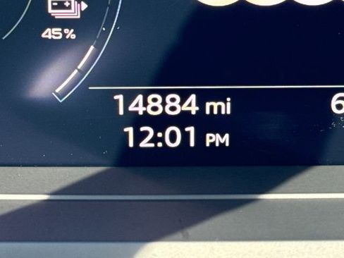 Used 2024 Audi Q4 e-tron Premium Plus w/ Premium Plus image 28