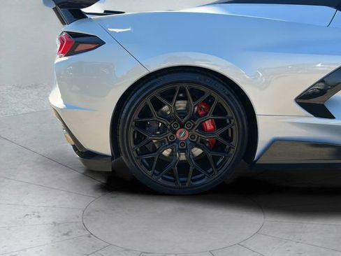 Used 2022 Chevrolet Corvette Stingray w/ Z51 Performance Package image 29