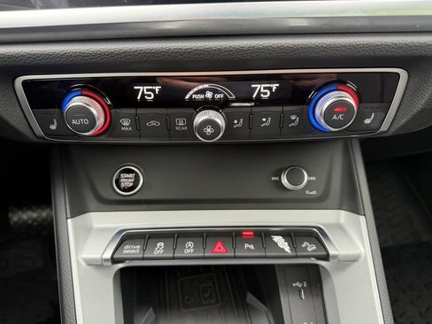 Used 2021 Audi Q3 2.0T Premium Plus w/ Premium Plus Package image 24