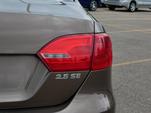 Used 2013 Volkswagen Jetta SE image 17