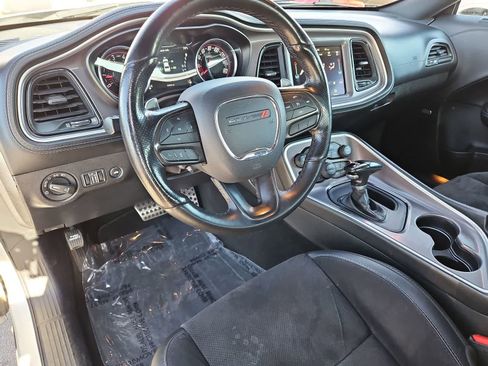 Used 2022 Dodge Challenger R/T w/ Plus Package image 11