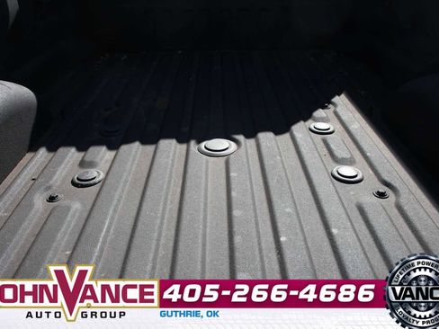 Used 2022 Ford F250 XLT w/ XLT Premium Package image 11