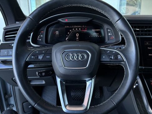 Used 2025 Audi Q7 3.0T Premium Plus AWD/4WD image 17