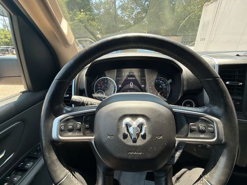 Used 2019 RAM 1500 Big Horn AWD/4WD image 22