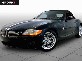 Used 2004 BMW Z4 3.0i RWD video 1