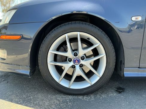 Used 2005 Saab 9-3 Aero FWD image 26