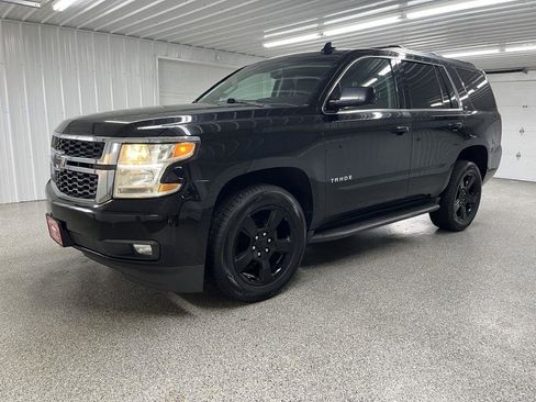 Used 2018 Chevrolet Tahoe LT w/ Luxury Package image 3