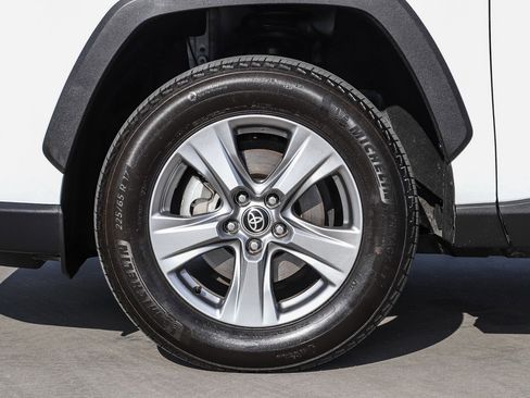 Used 2024 Toyota RAV4 XLE image 9