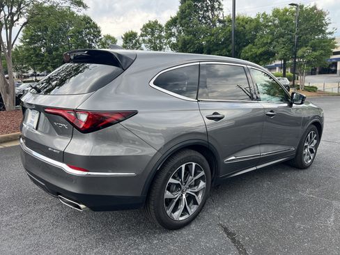 Used 2023 Acura MDX SH-AWD w/ Technology Package image 5